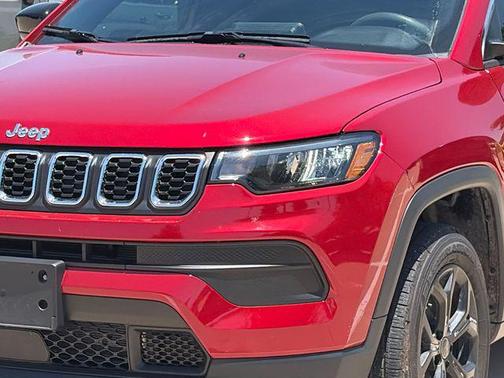 Red Hot Pearlcoat 2025 Jeep Compass Sport
