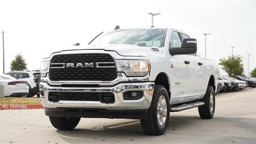 2024 RAM 2500 Big Horn Crew Cab 4x4 6'4' Box