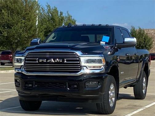 2022 RAM 3500 Laramie Crew Cab 4x4 6'4' Box