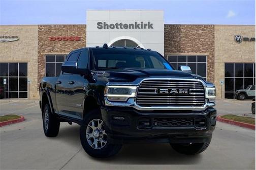 2022 RAM 3500 Laramie Crew Cab 4x4 6'4' Box