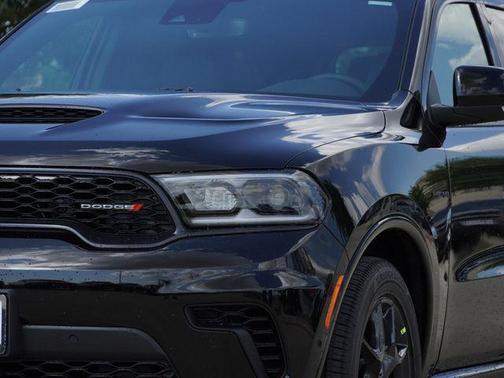 DB Black Clearcoat 2026 Dodge Durango GT Plus