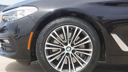 Jet Black 2018 BMW 530 530i