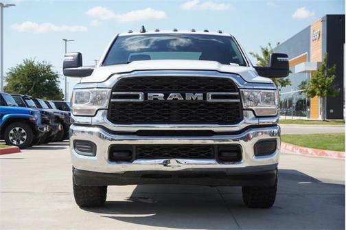 2023 RAM 2500 Tradesman Crew Cab 4x4 6'4' Box