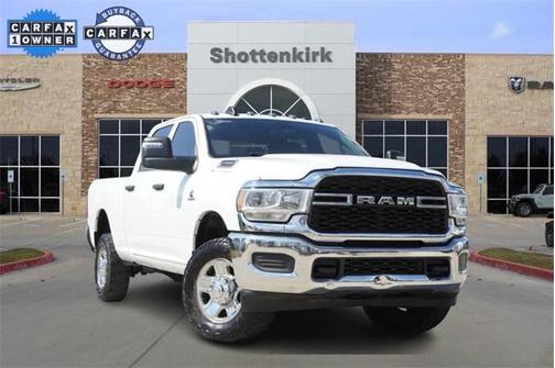 2023 RAM 2500 Tradesman Crew Cab 4x4 6'4' Box
