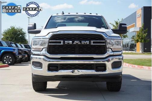 2023 RAM 2500 Tradesman Crew Cab 4x4 6'4' Box