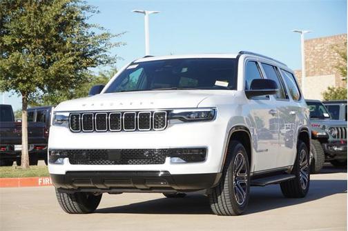 2025 Jeep Wagoneer 4x2