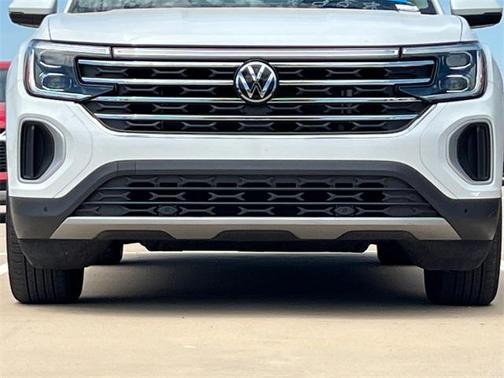 2024 Volkswagen Atlas 2.0T SE w/Technology 4MOTION