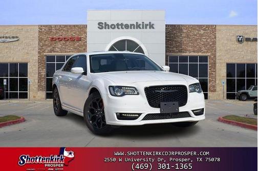 Bright White Clearcoat 2023 Chrysler 300 Touring