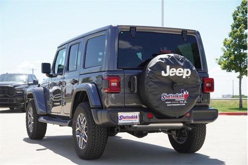 2025 Jeep Wrangler 4-Door Sahara 4x4