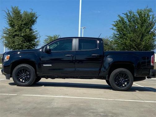 2022 GMC Canyon Elevation Standard