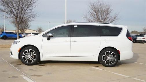 2026 Chrysler Pacifica L