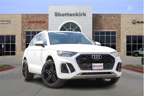 2022 Audi Q5 45 S line Premium Plus