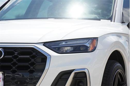 2022 Audi Q5 45 S line Premium Plus