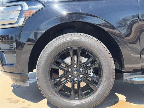 2022 Ford Expedition Max XLT