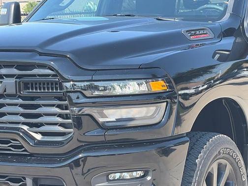 Diamond Black 2025 RAM 2500 Big Horn Crew Cab 4x4 6'4' Box