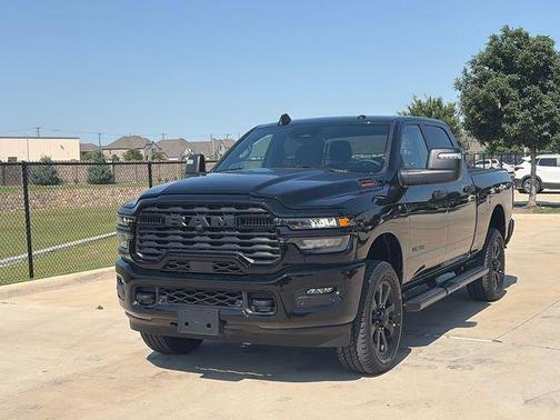 Diamond Black 2025 RAM 2500 Big Horn Crew Cab 4x4 6'4' Box