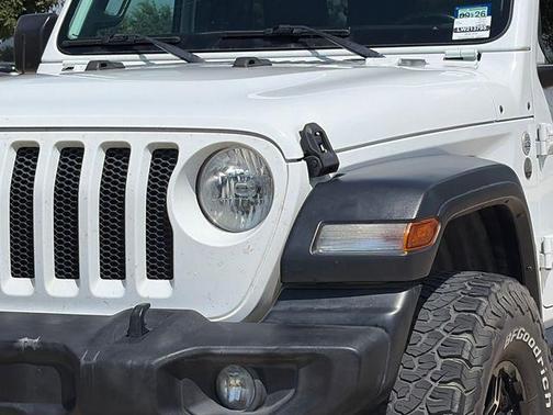 Bright White Clearcoat 2020 Jeep Wrangler Unlimited Sport