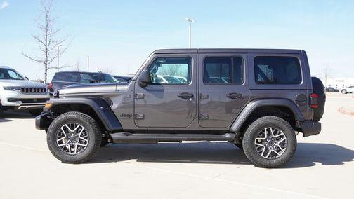 2026 Jeep Wrangler 4-Door Sahara 4x4