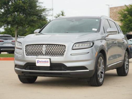 Silver Radiance 2021 Lincoln Nautilus Reserve