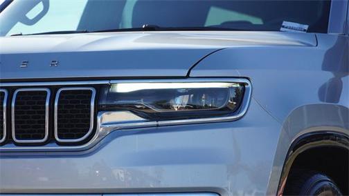 2023 Jeep Wagoneer L Series III 4x4