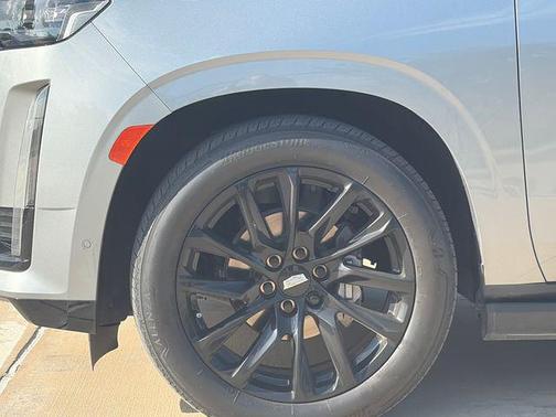 Argent Silver Metallic 2024 Cadillac Escalade Sport