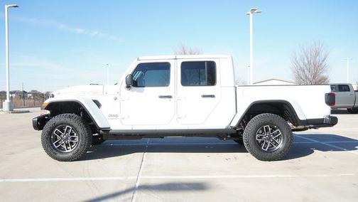 2026 Jeep Gladiator Mojave X 4x4