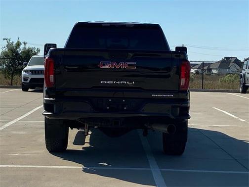 2023 GMC Sierra 2500 Denali