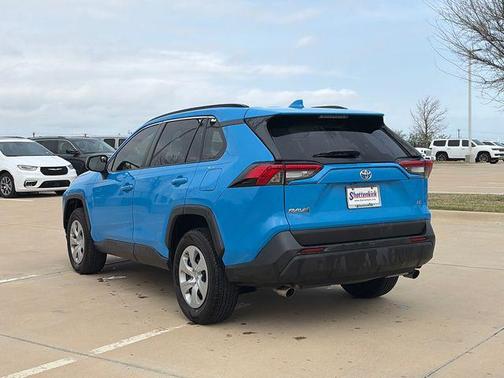 2019 Toyota RAV4 LE