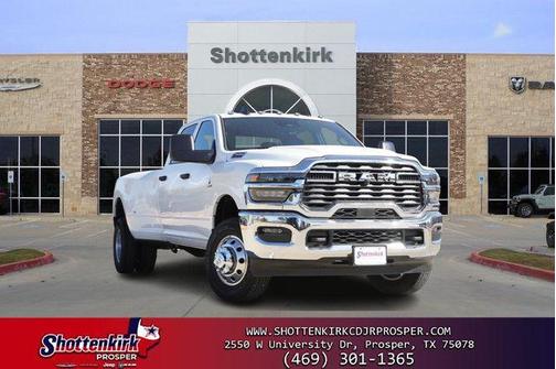 2026 RAM 3500 Tradesman Crew Cab 4x4 8' Box