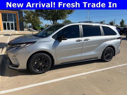 2025 Toyota Sienna XSE 7 Passenger