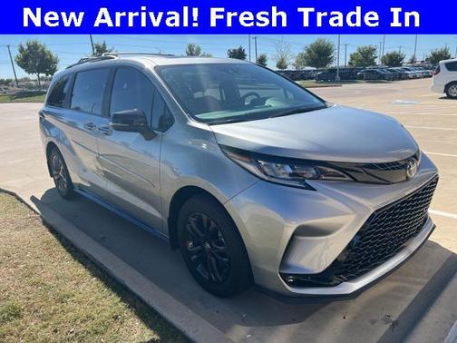 2025 Toyota Sienna XSE 7 Passenger