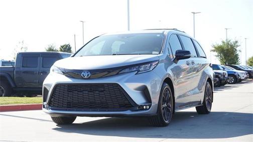 2025 Toyota Sienna Woodland Edition