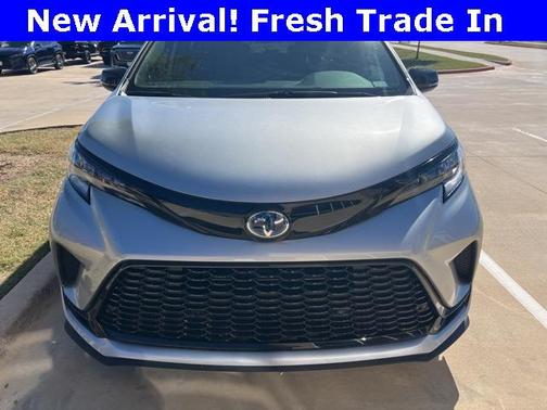 2025 Toyota Sienna XSE 7 Passenger