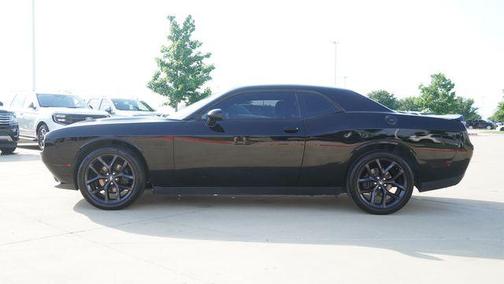 Pitch Black Clearcoat 2020 Dodge Challenger SXT