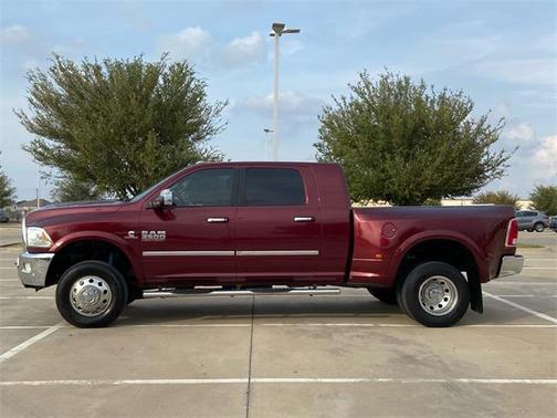 2017 RAM 3500 Laramie Mega Cab 4x4 6'4' Box