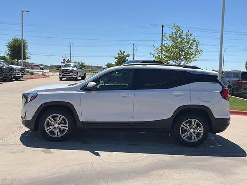 Summit White 2020 GMC Terrain SLE