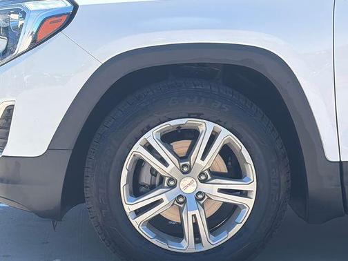 Summit White 2020 GMC Terrain SLE