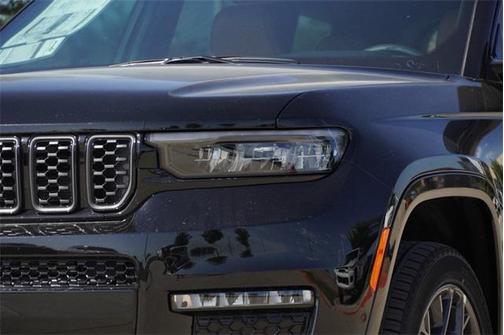 2025 Jeep Grand Cherokee L Summit Reserve