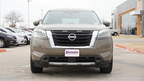 2023 Nissan Pathfinder Platinum FWD