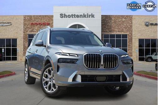 2025 BMW X7 xDrive40i