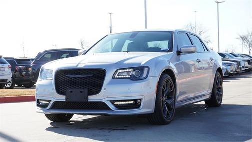 2022 Chrysler 300 Touring
