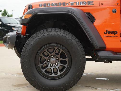 Punkn Metallic Clearcoat 2023 Jeep Wrangler 4-Door High Tide 4x4