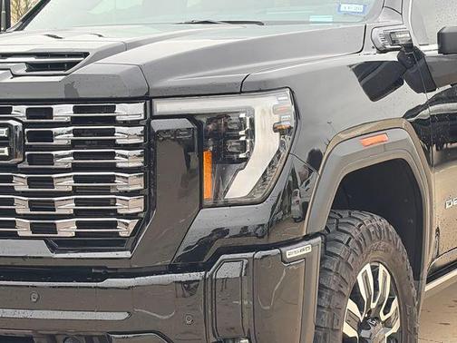 Onyx Black 2025 GMC Sierra 2500 Denali Ultimate