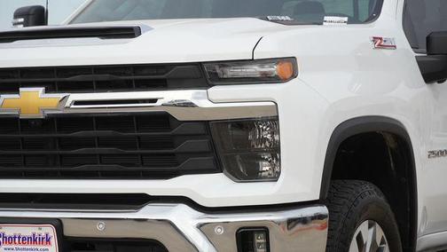 2025 Chevrolet Silverado 2500 LT