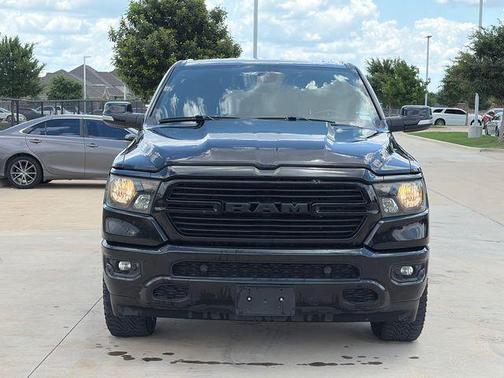 Diamond Black Crystal Pearlcoat 2021 RAM 1500 Big Horn/Lone Star