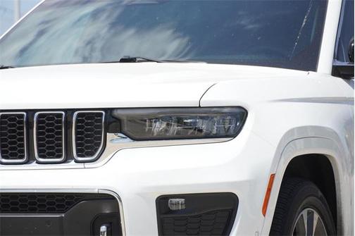 2023 Jeep Grand Cherokee Overland