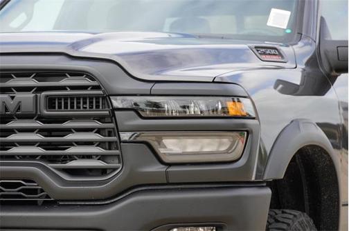 2025 RAM 2500 Tradesman Crew Cab 4x4 6'4' Box