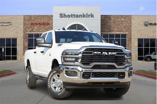2025 RAM 2500 Tradesman Crew Cab 4x4 6'4' Box