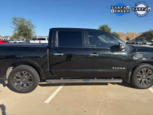 2017 Nissan Titan Platinum Reserve