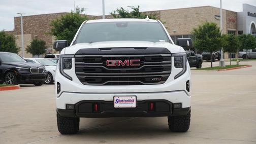 Summit White 2025 GMC Sierra 1500 AT4